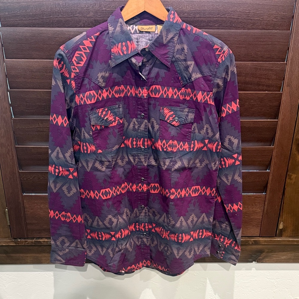 Wrangler Button Up Shirt